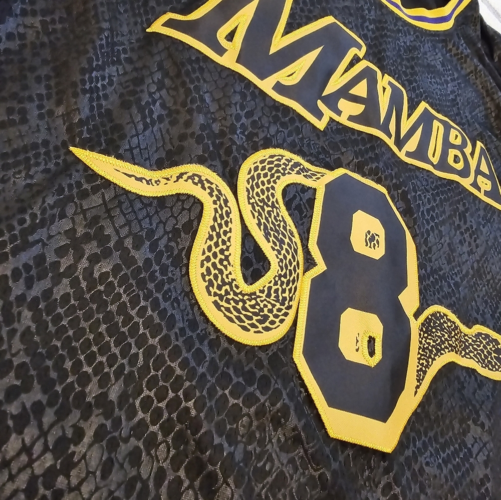 Kobe Bryant 'MAMBA' NBA jersey - Picture 2 of 15
